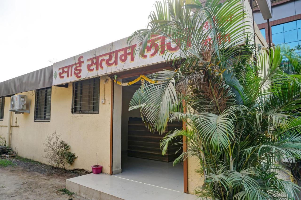 Oyo Flagship Sai Satyam Lodge Pune Exterior foto
